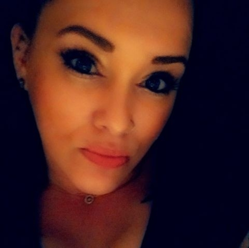 Meet your Posher, Rina